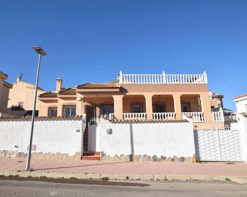 3 Bed, 2 Bath, HouseFor Sale, Ciudad Quesada, Alicante