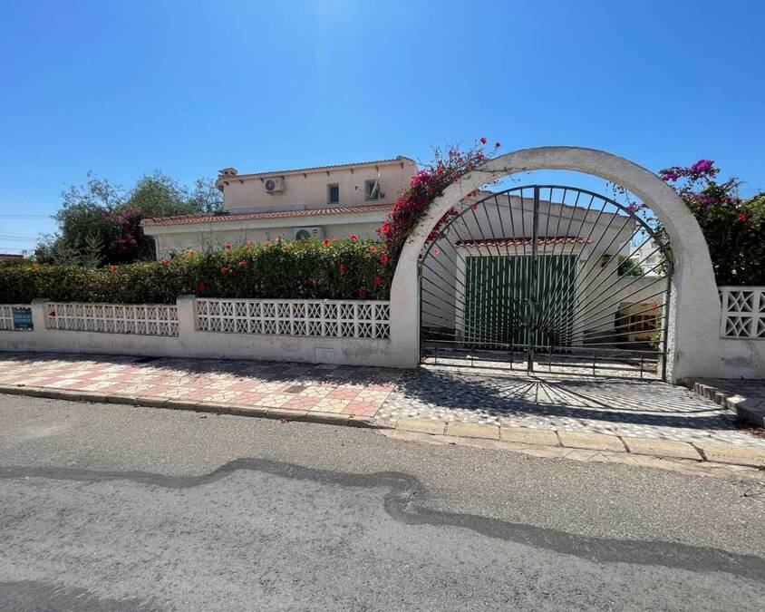 4 Bed, 3 Bath, HouseFor Sale, Ciudad Quesada, Alicante