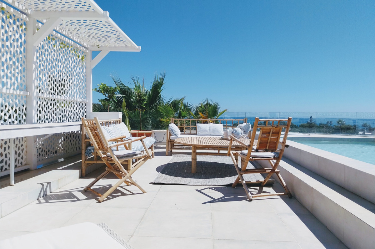 3 Bed, 2 Bath, HouseFor Sale, Marbella, Malaga