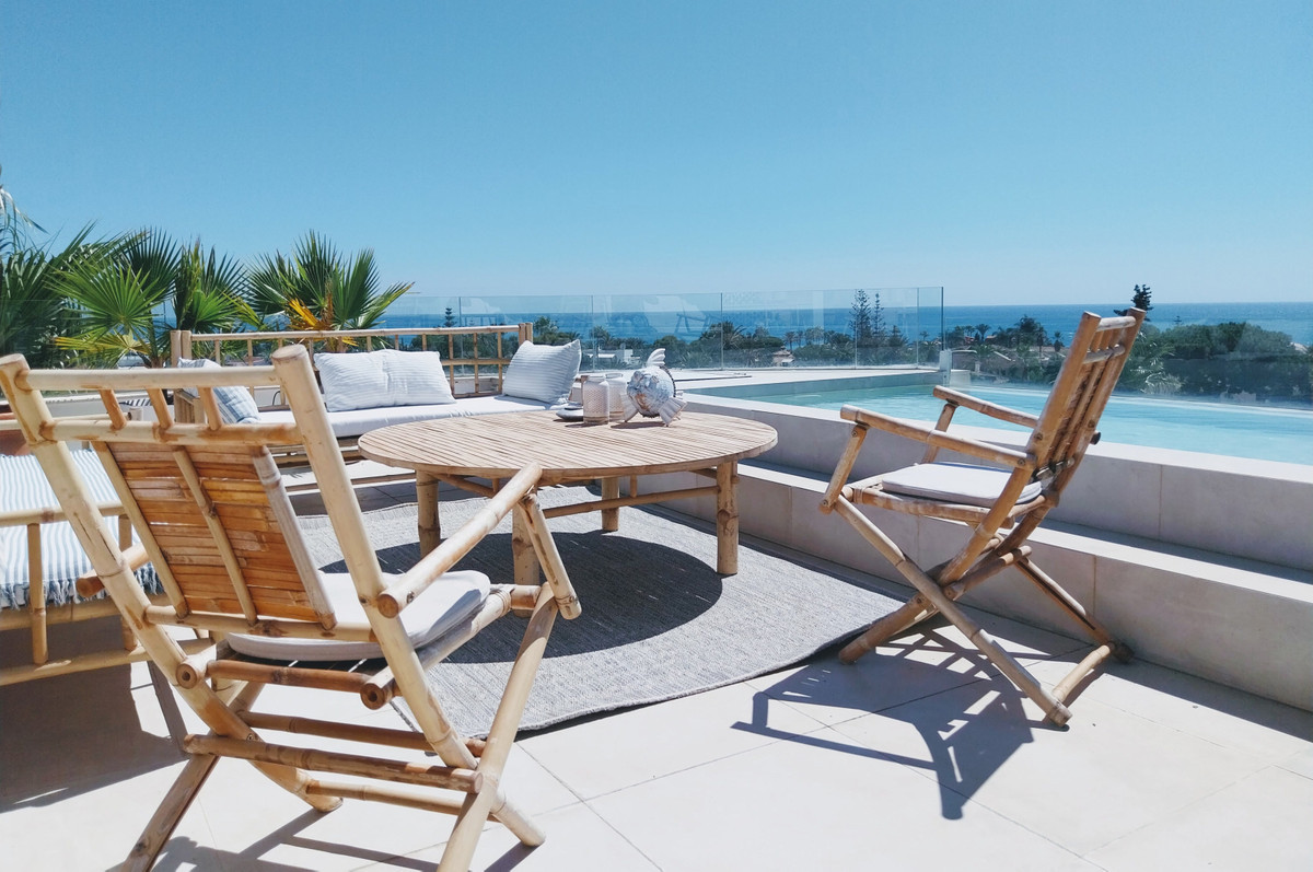 3 Bed, 2 Bath, HouseFor Sale, Marbella, Malaga