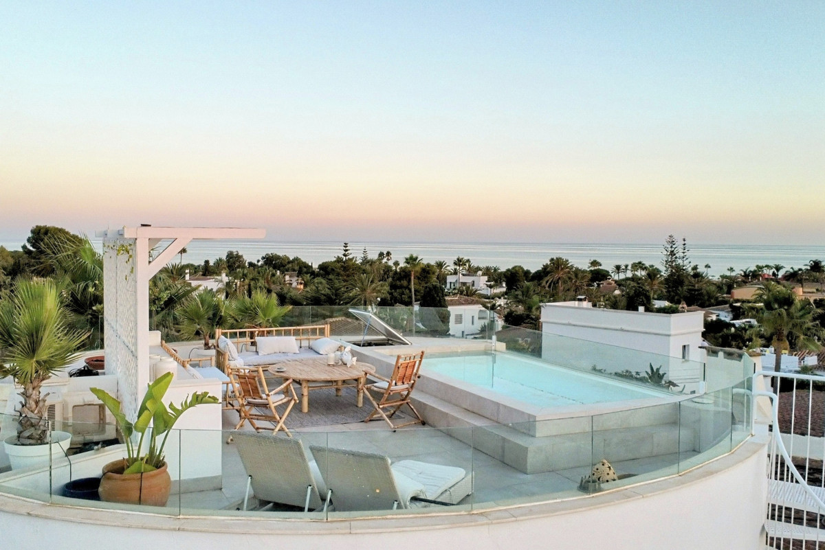 3 Bed, 2 Bath, HouseFor Sale, Marbella, Malaga