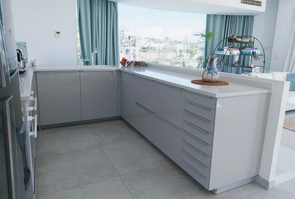 3 Bed, 2 Bath, HouseFor Sale, Marbella, Malaga