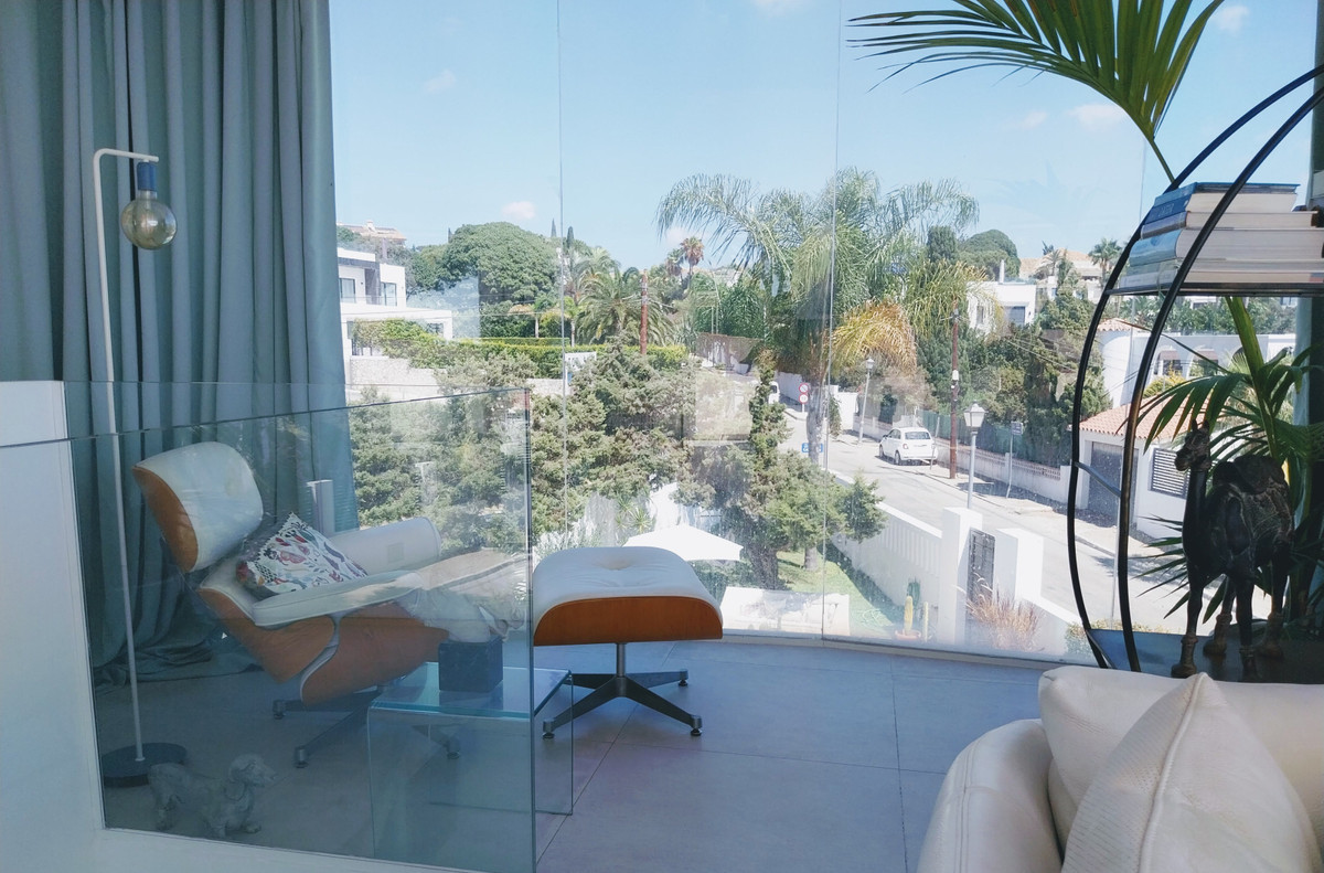 3 Bed, 2 Bath, HouseFor Sale, Marbella, Malaga