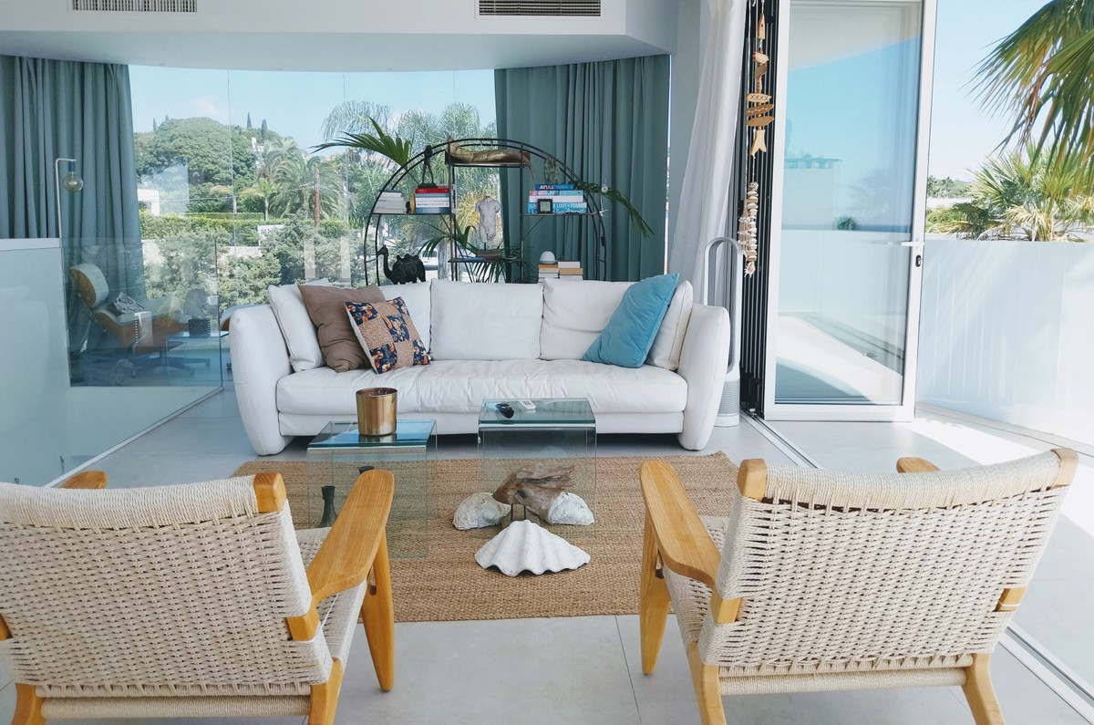 3 Bed, 2 Bath, HouseFor Sale, Marbella, Malaga