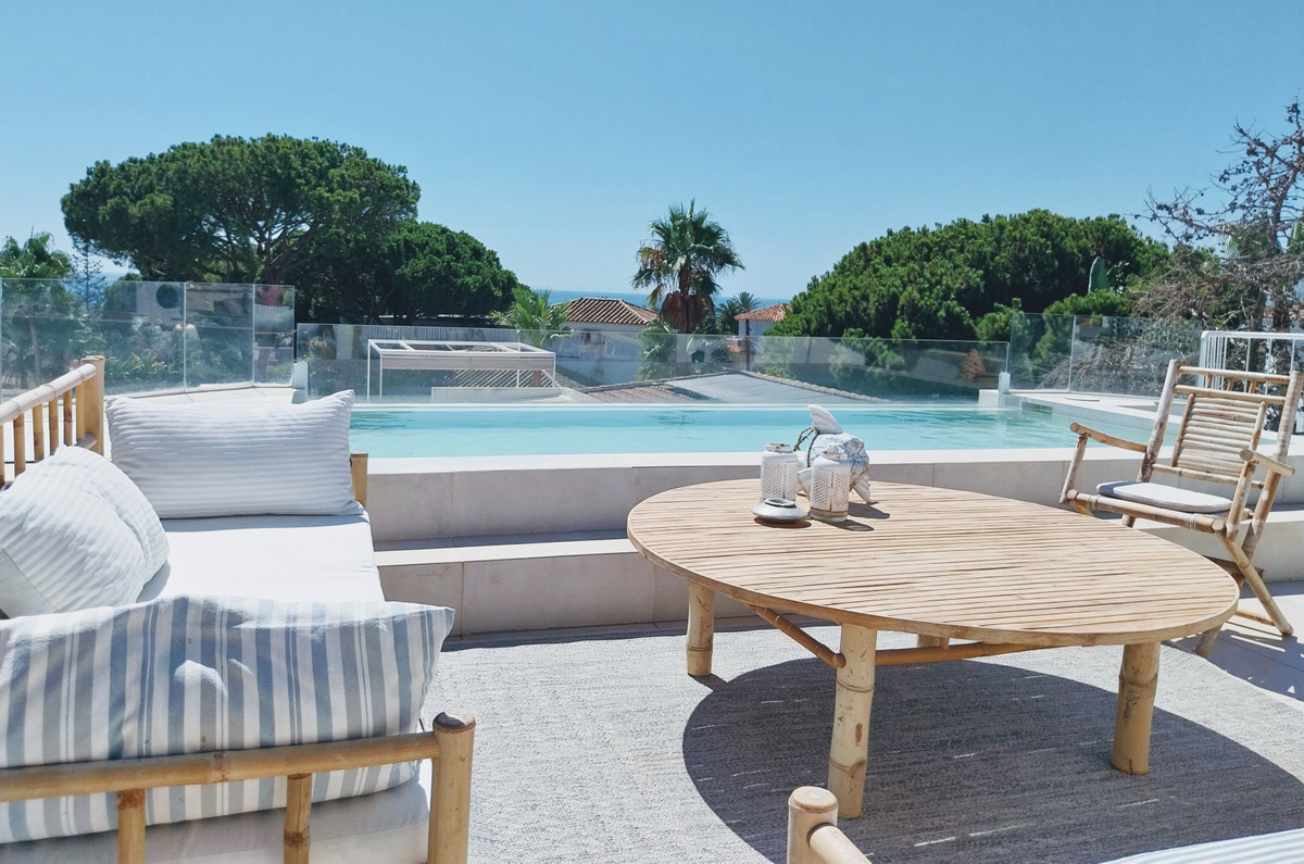 3 Bed, 2 Bath, HouseFor Sale, Marbella, Malaga