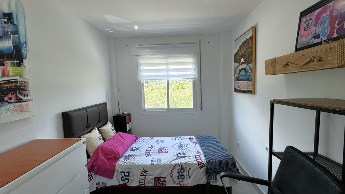 3 Bed, 2 Bath, HouseFor Sale, Estepona, Malaga