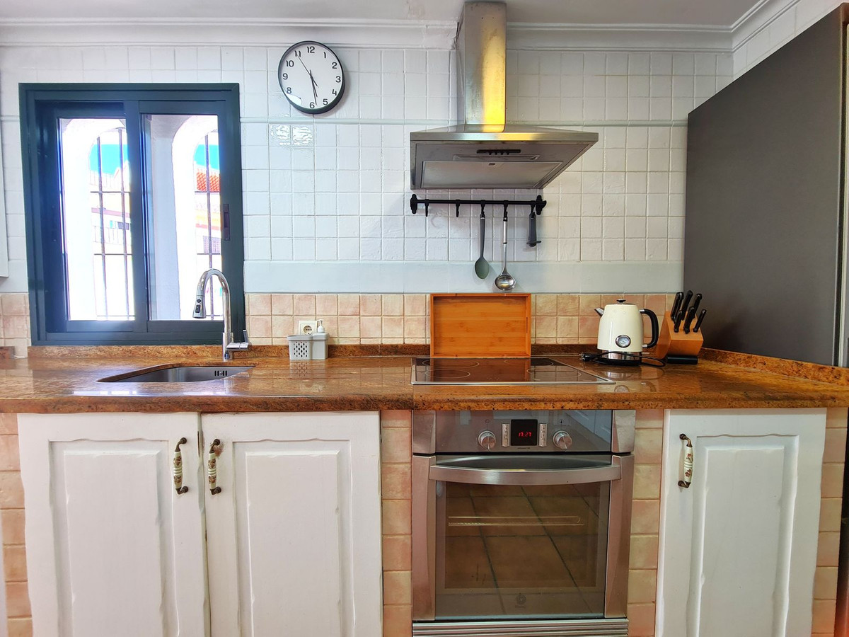 4 Bed, 4 Bath, HouseFor Sale, Casares Playa, Malaga