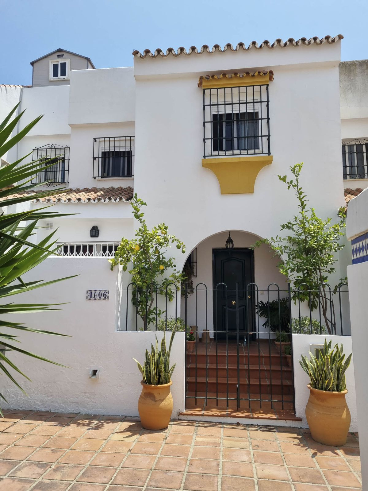 3 Bed, 2 Bath, HouseFor Sale, Casares Playa, Malaga