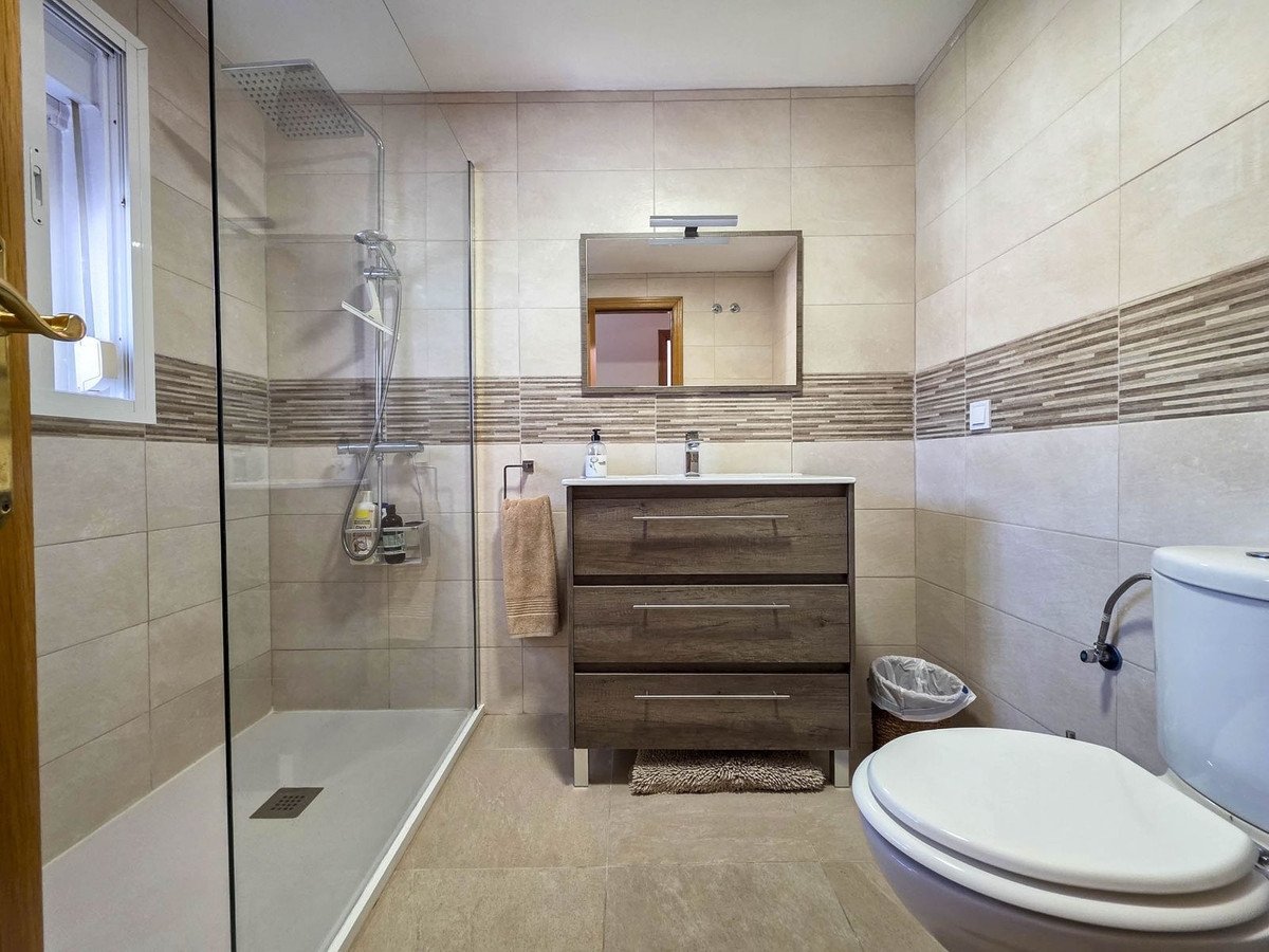 3 Bed, 2 Bath, HouseFor Sale, Casares Playa, Malaga