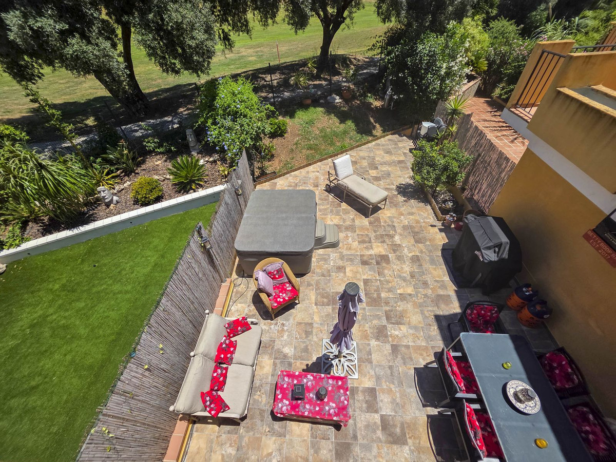 3 Bed, 2 Bath, HouseFor Sale, La Duquesa, Malaga