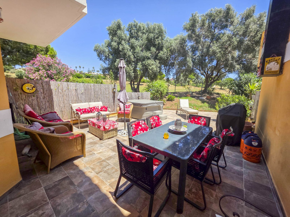 3 Bed, 2 Bath, HouseFor Sale, La Duquesa, Malaga