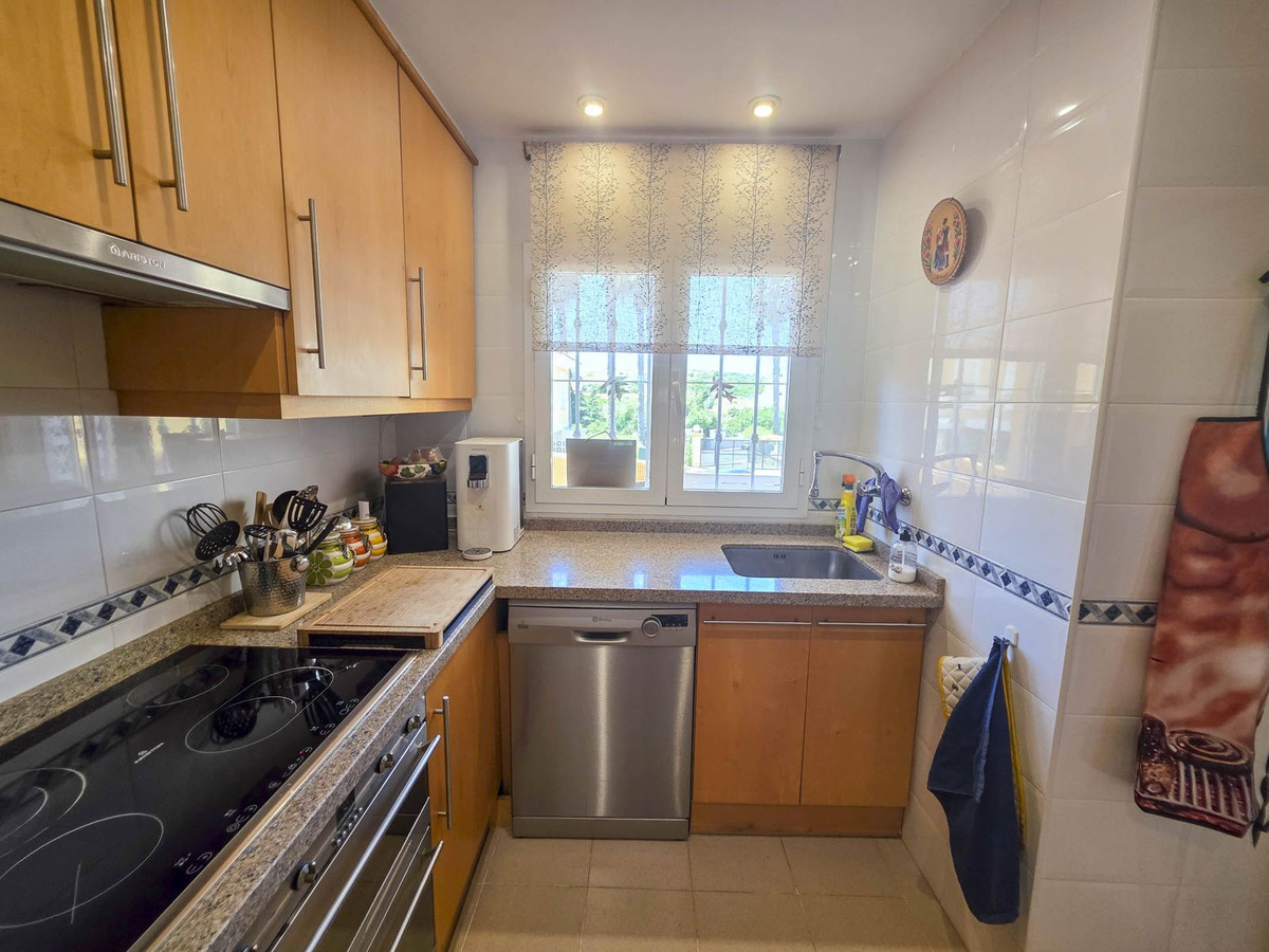 3 Bed, 2 Bath, HouseFor Sale, La Duquesa, Malaga