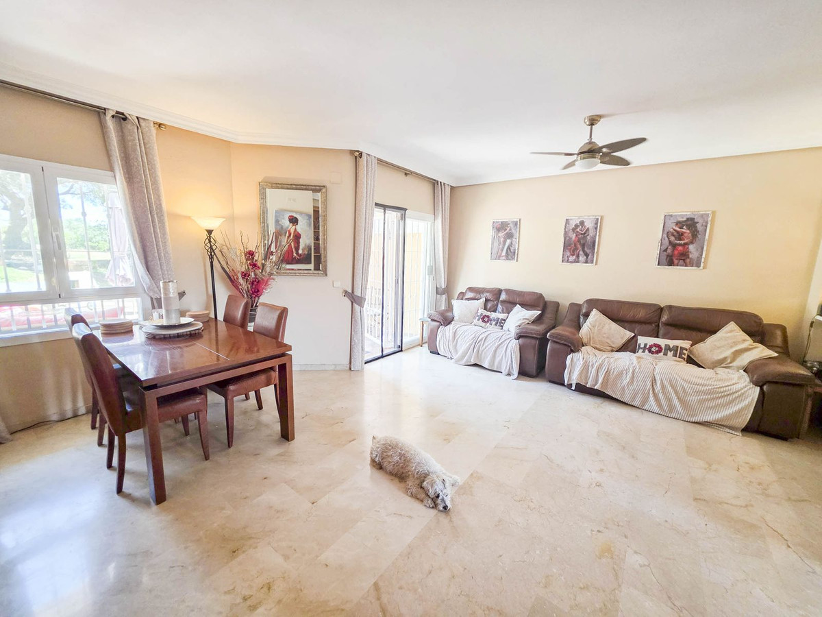 3 Bed, 2 Bath, HouseFor Sale, La Duquesa, Malaga