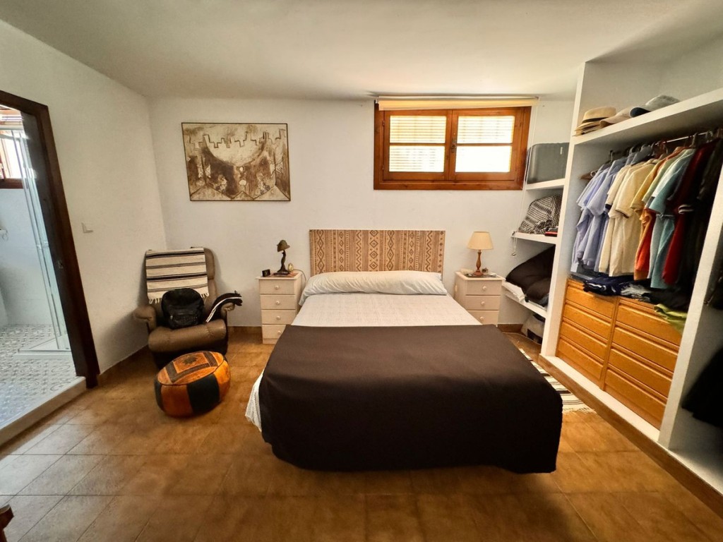 6 Bed, 5 Bath, HouseFor Sale, Malaga, Malaga