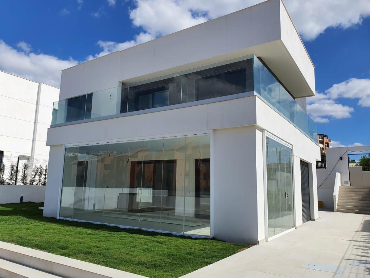 4 Bed, 3 Bath, HouseFor Sale, Manilva, Costa del Sol