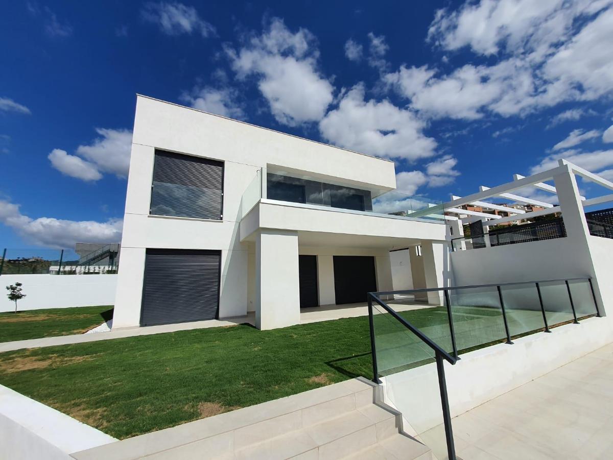 4 Bed, 3 Bath, HouseFor Sale, Manilva, Costa del Sol
