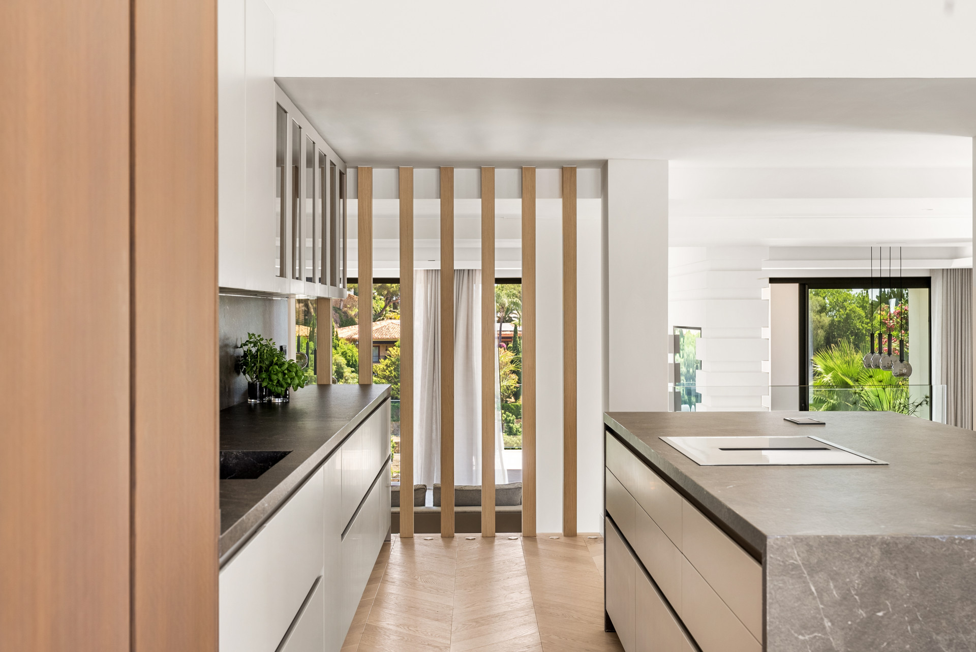 6 Bed, 6 Bath, HouseFor Sale, Benahavis, Malaga