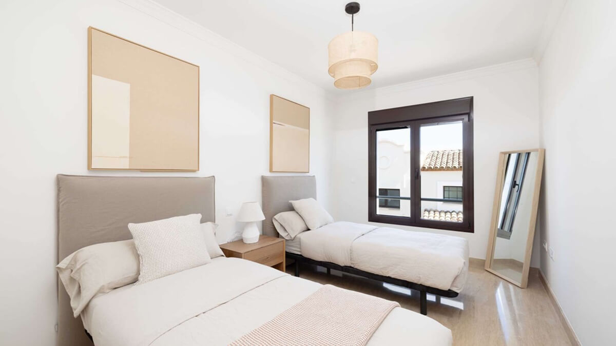 3 Bed, 2 Bath, HouseFor Sale, Estepona, Malaga