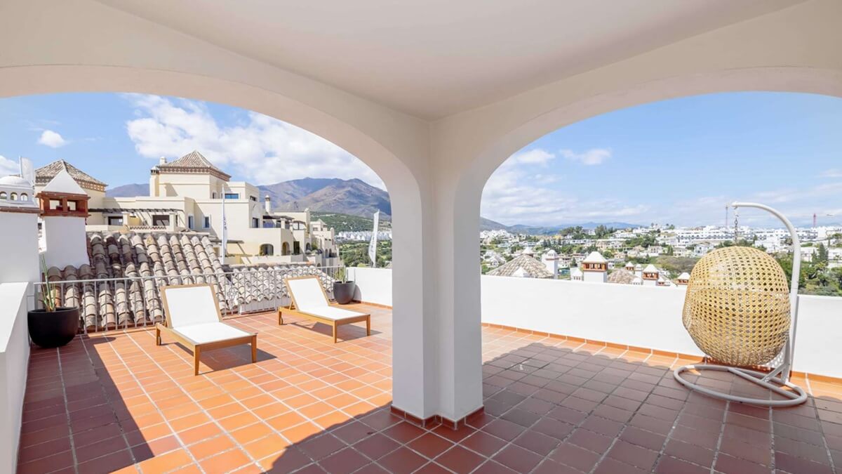 3 Bed, 2 Bath, HouseFor Sale, Estepona, Malaga
