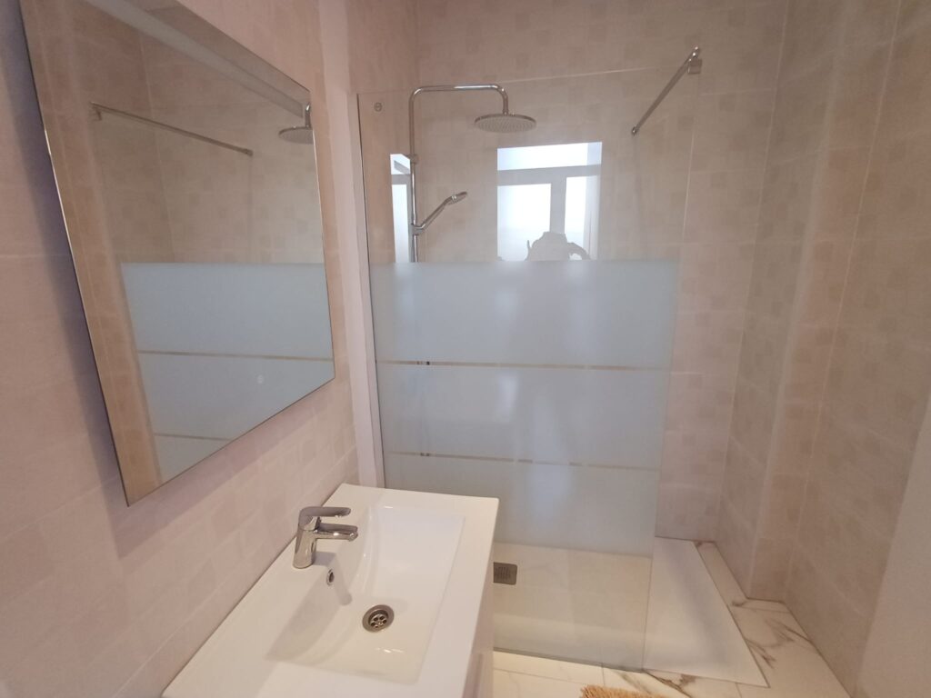 3 Bed, 1 Bath, ApartmentFor Sale, Oliva, Valencia, 46780