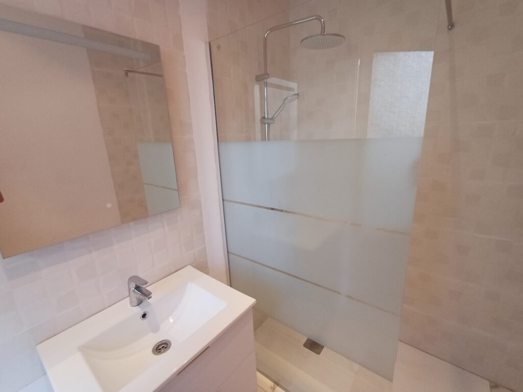 3 Bed, 1 Bath, ApartmentFor Sale, Oliva, Valencia, 46780