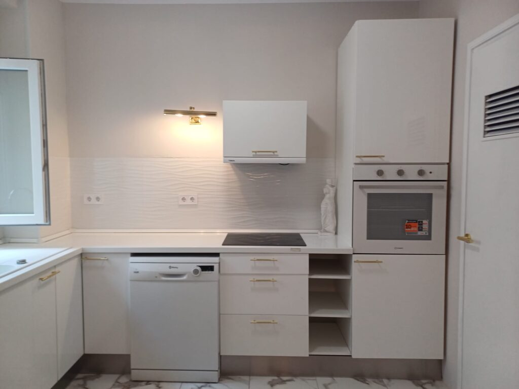 3 Bed, 1 Bath, ApartmentFor Sale, Oliva, Valencia, 46780