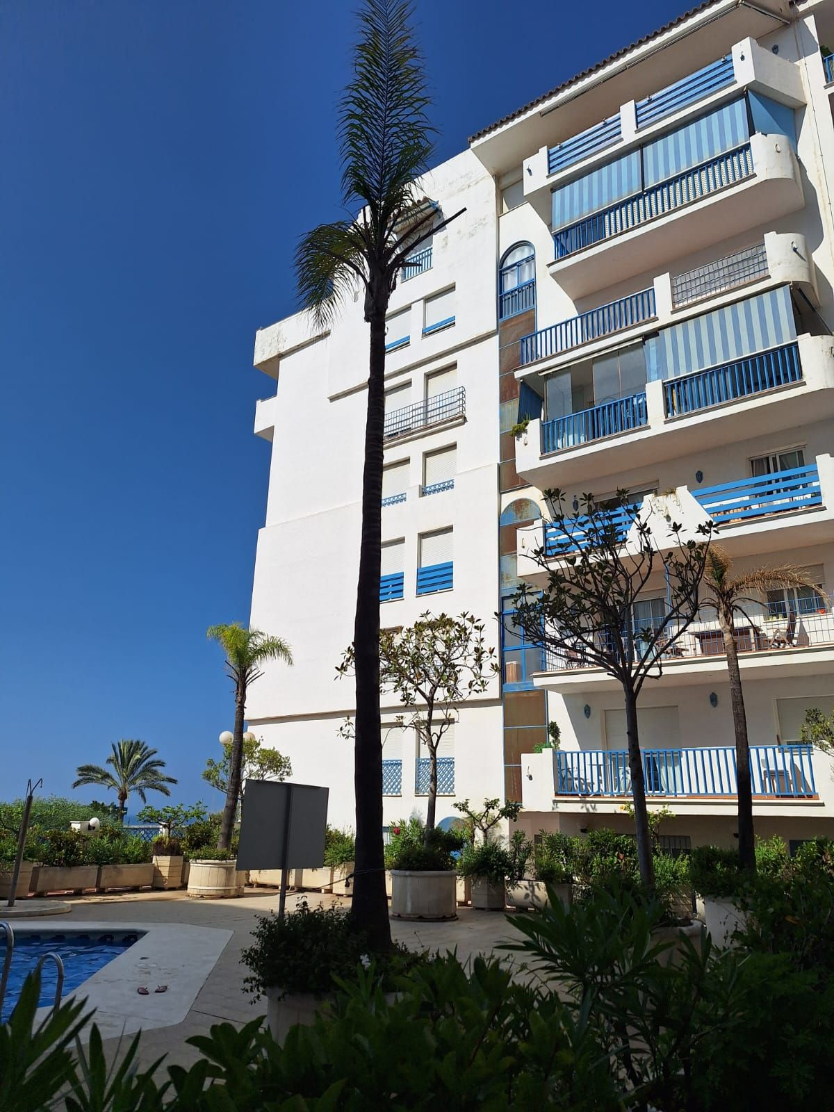 1 Bed, 1 Bath, ApartmentFor Sale, Estepona, Malaga