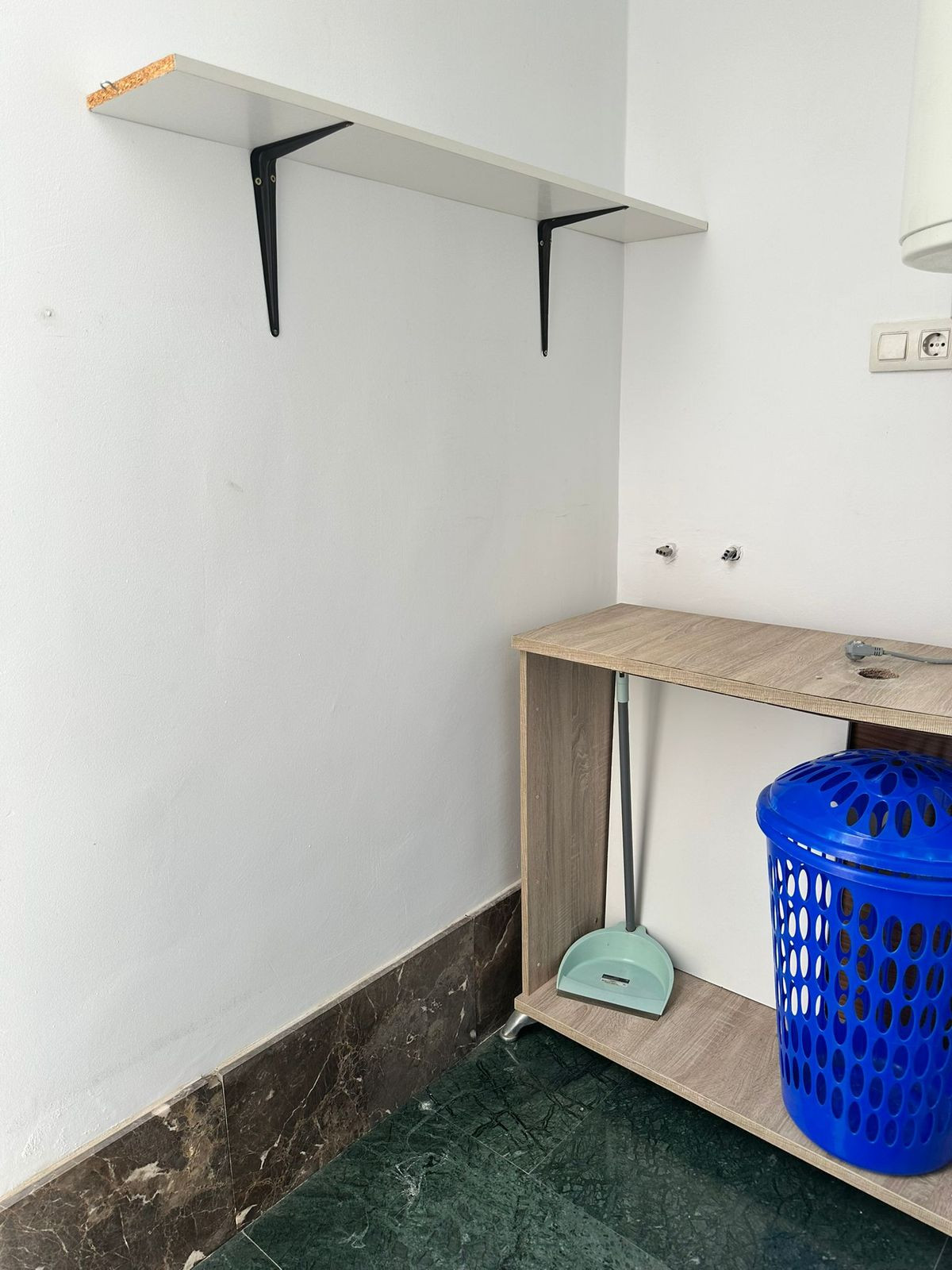 1 Bed, 1 Bath, ApartmentFor Sale, Estepona, Malaga