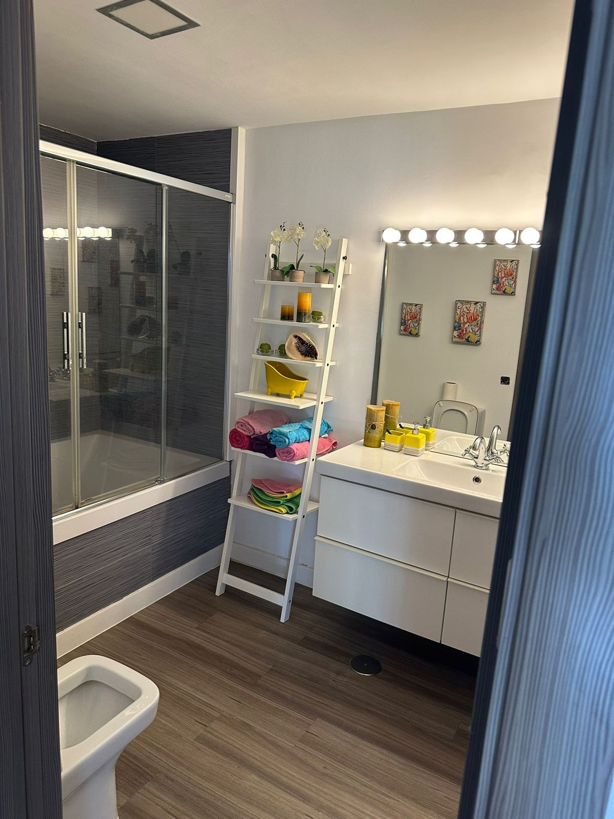 1 Bed, 1 Bath, ApartmentFor Sale, Casares Playa, Malaga