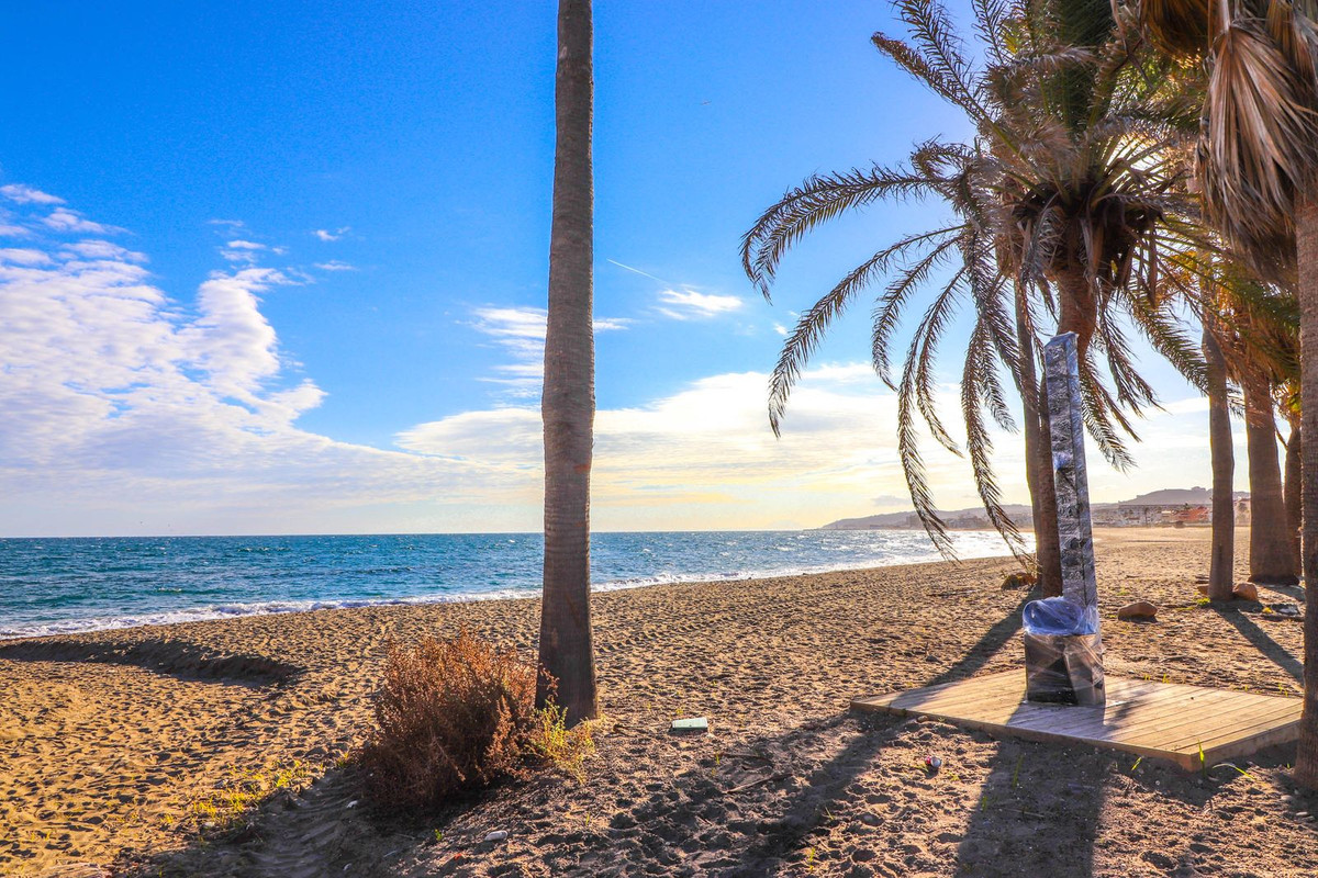 1 Bed, 1 Bath, ApartmentFor Sale, Casares Playa, Malaga