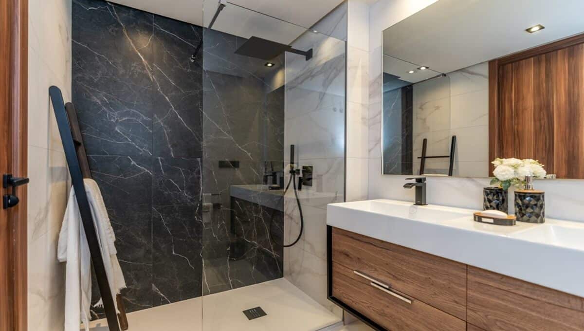 2 Bed, 2 Bath, ApartmentFor Sale, Marbella, Malaga