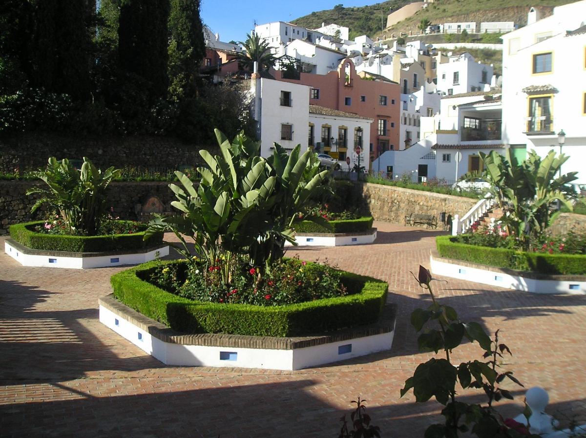 3 Bed, 2 Bath, ApartmentFor Sale, Benahavis, Costa del Sol