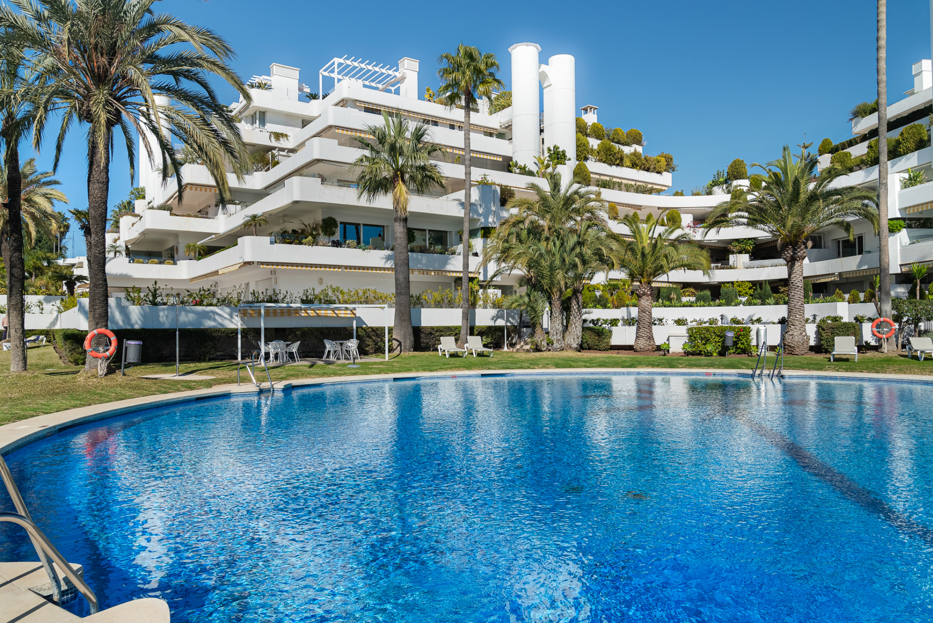 3 Bed, 3 Bath, ApartmentFor Sale, Marbella, Malaga