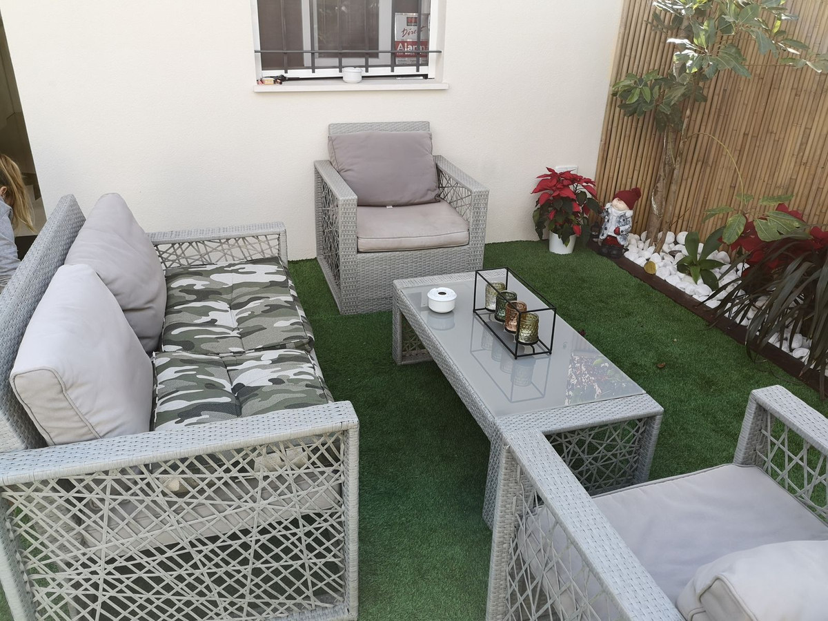 4 Bed, 3 Bath, HouseFor Sale, Estepona, Malaga