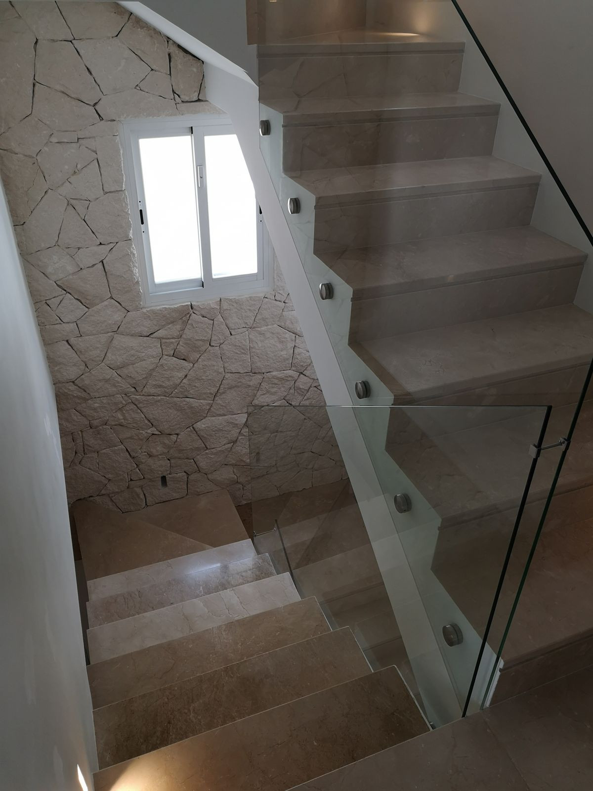 4 Bed, 3 Bath, HouseFor Sale, Estepona, Malaga