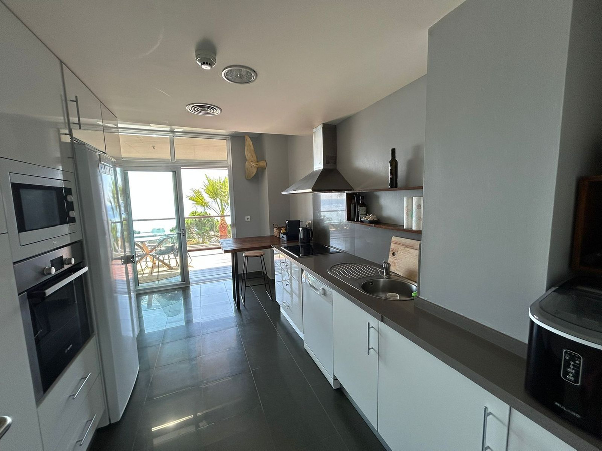 3 Bed, 3 Bath, ApartmentFor Sale, Punta Chullera, Malaga