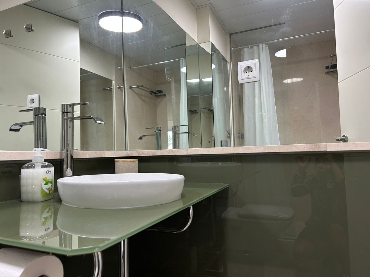 3 Bed, 3 Bath, ApartmentFor Sale, Punta Chullera, Malaga