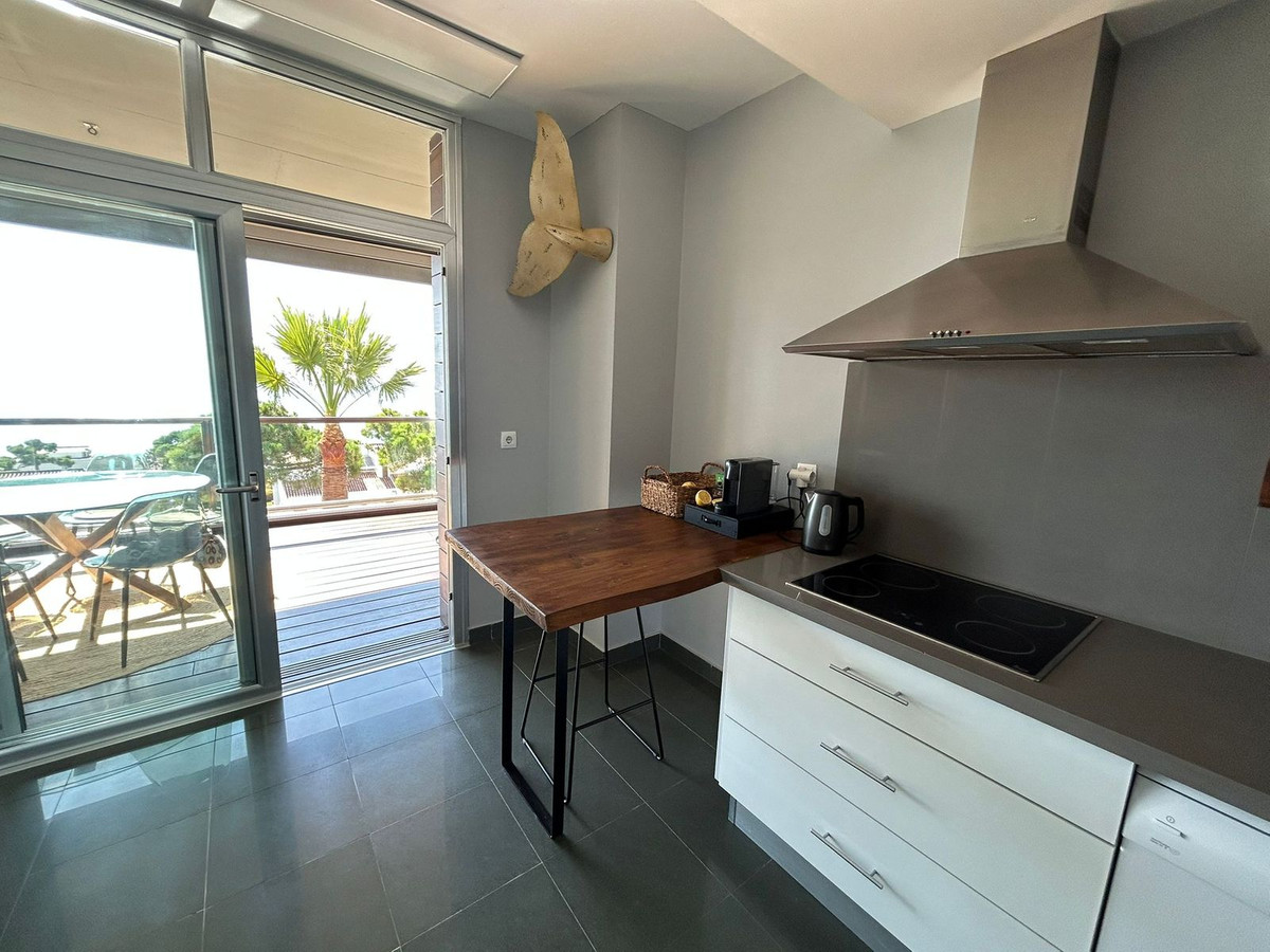 3 Bed, 3 Bath, ApartmentFor Sale, Punta Chullera, Malaga