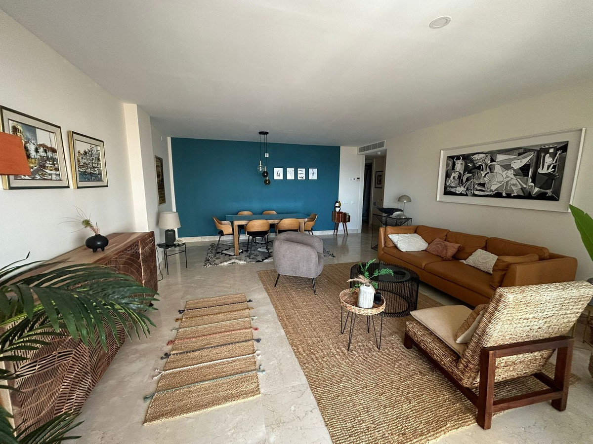 3 Bed, 3 Bath, ApartmentFor Sale, Punta Chullera, Malaga