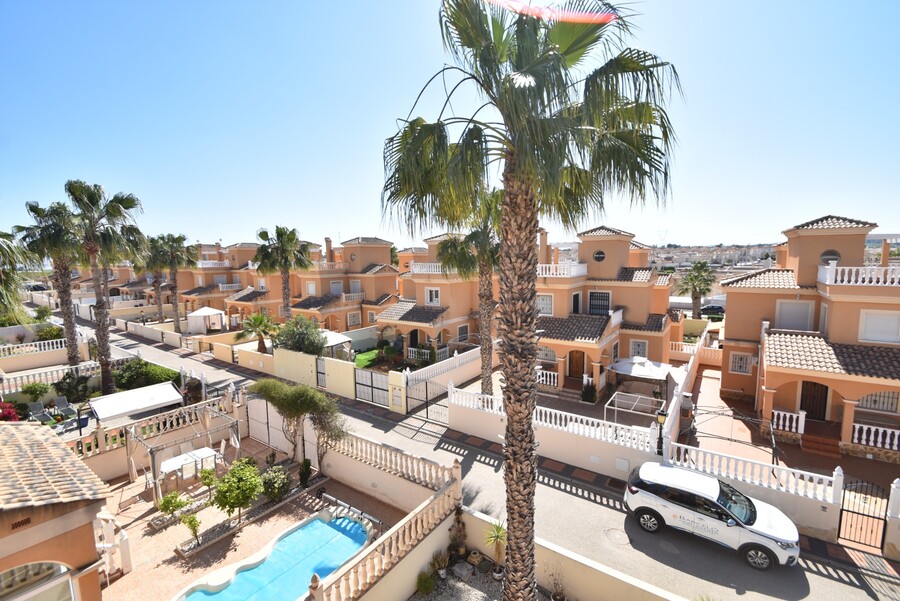 3 Bed, 2 Bath, HouseFor Sale, Algorfa, Alicante