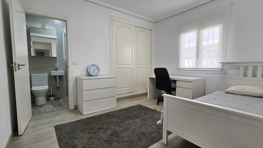 4 Bed, 3 Bath, HouseFor Sale, Ciudad Quesada, Alicante