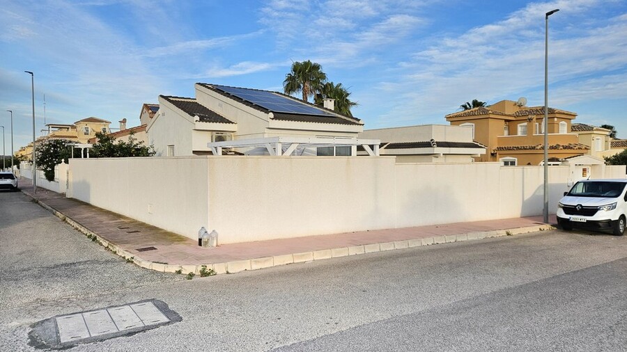 4 Bed, 3 Bath, HouseFor Sale, Ciudad Quesada, Alicante