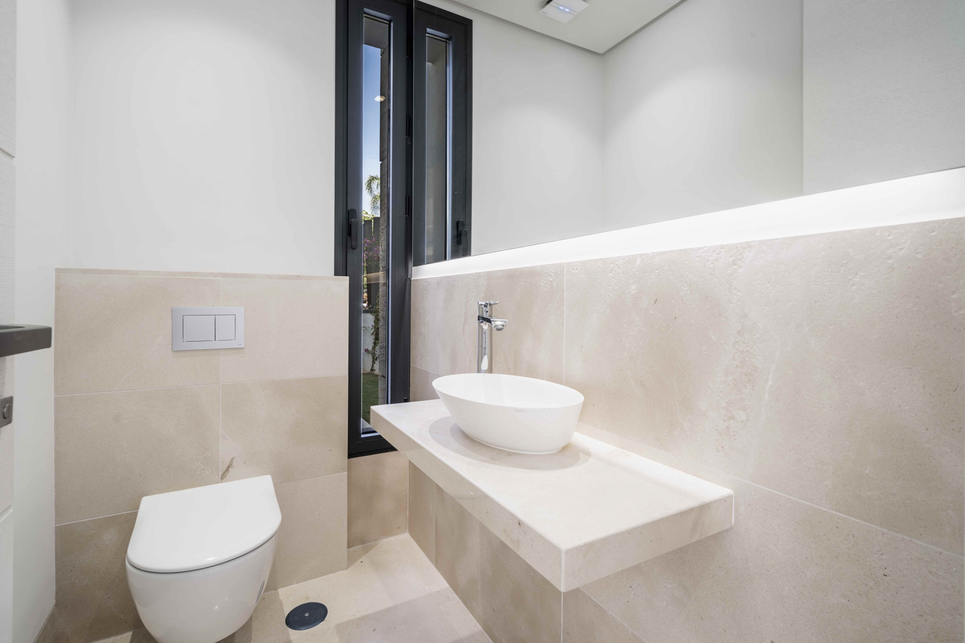 4 Bed, 4 Bath, HouseFor Sale, Estepona, Malaga