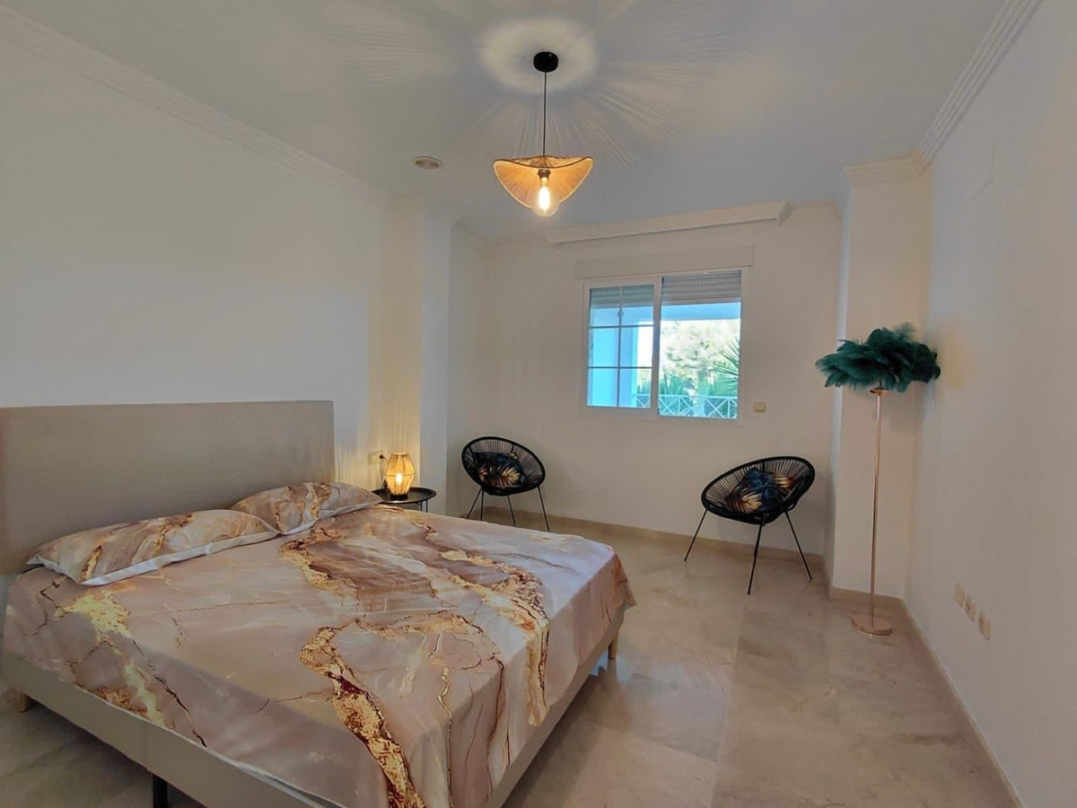 1 Bed, 1 Bath, ApartmentFor Sale, Río Real, Malaga