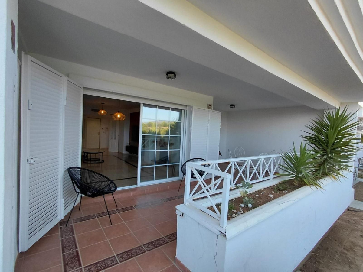 1 Bed, 1 Bath, ApartmentFor Sale, Río Real, Malaga