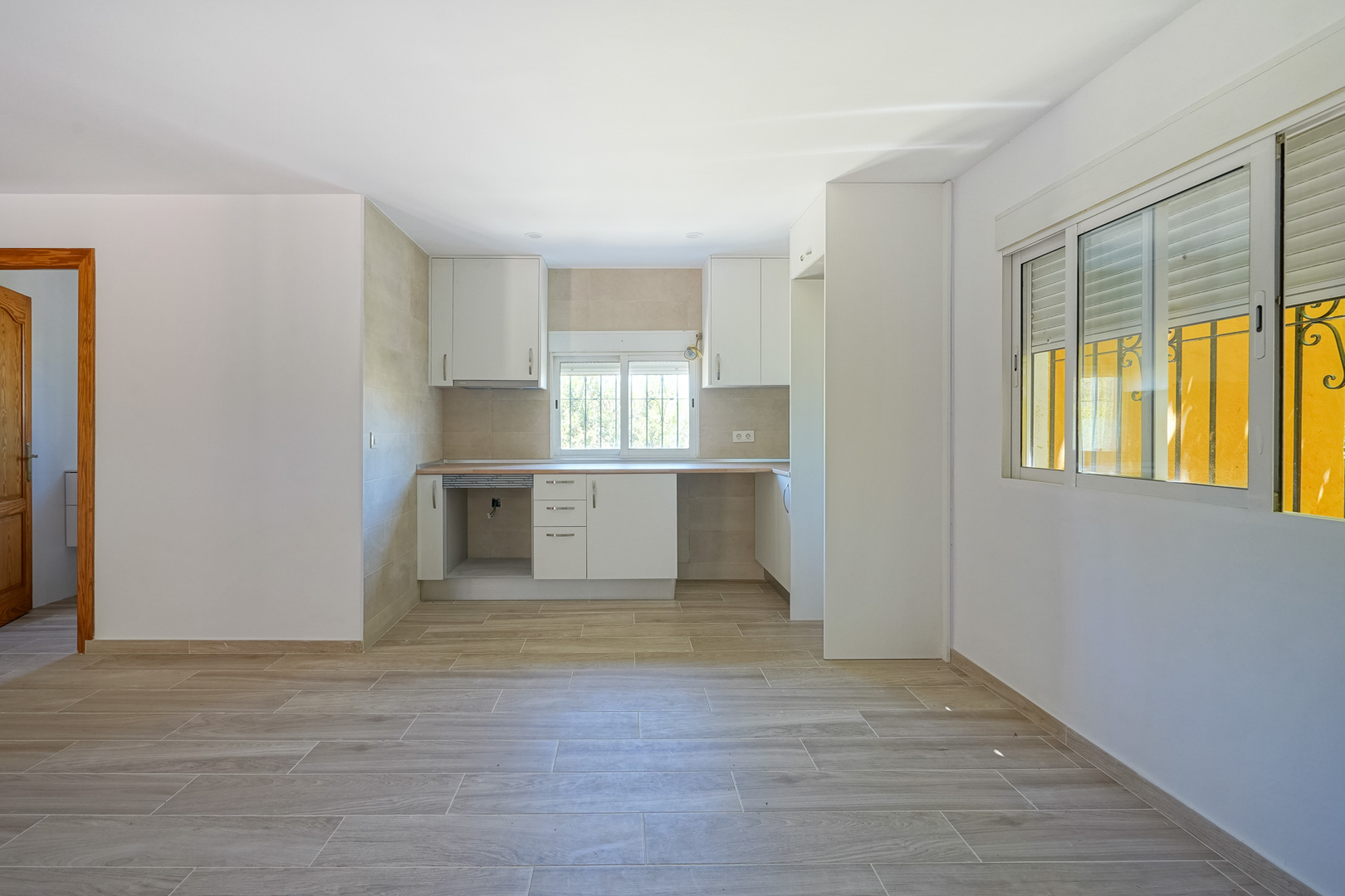 4 Bed, 1 Bath, HouseFor Sale, Javea, Alicante