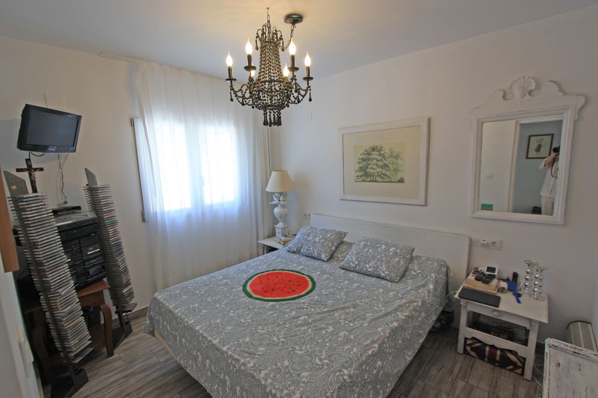 3 Bed, 2 Bath, HouseFor Sale, Denia, Alicante