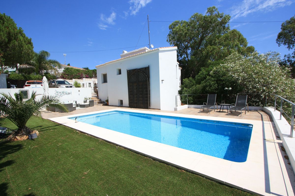 3 Bed, 2 Bath, HouseFor Sale, Denia, Alicante