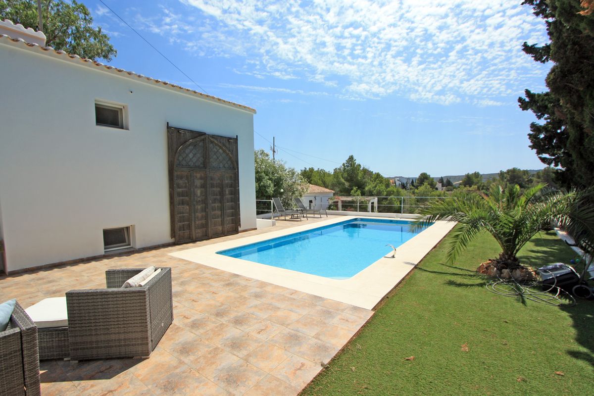 3 Bed, 2 Bath, HouseFor Sale, Denia, Alicante