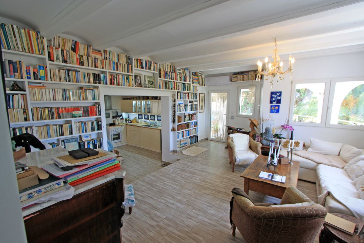 3 Bed, 2 Bath, HouseFor Sale, Denia, Alicante